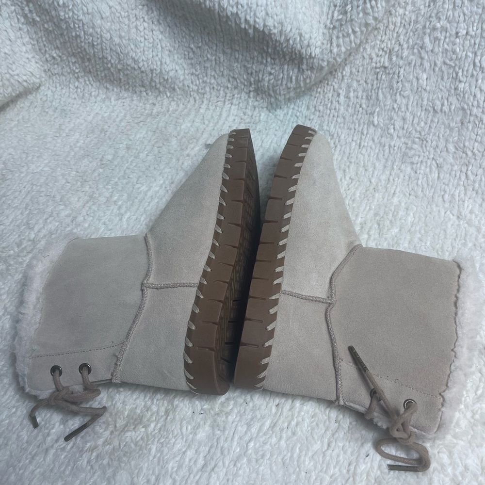 Mukluks leather suede khaki Ankle Boots back lace closure Faux fur lining SZ6.5 - Picture 9 of 13